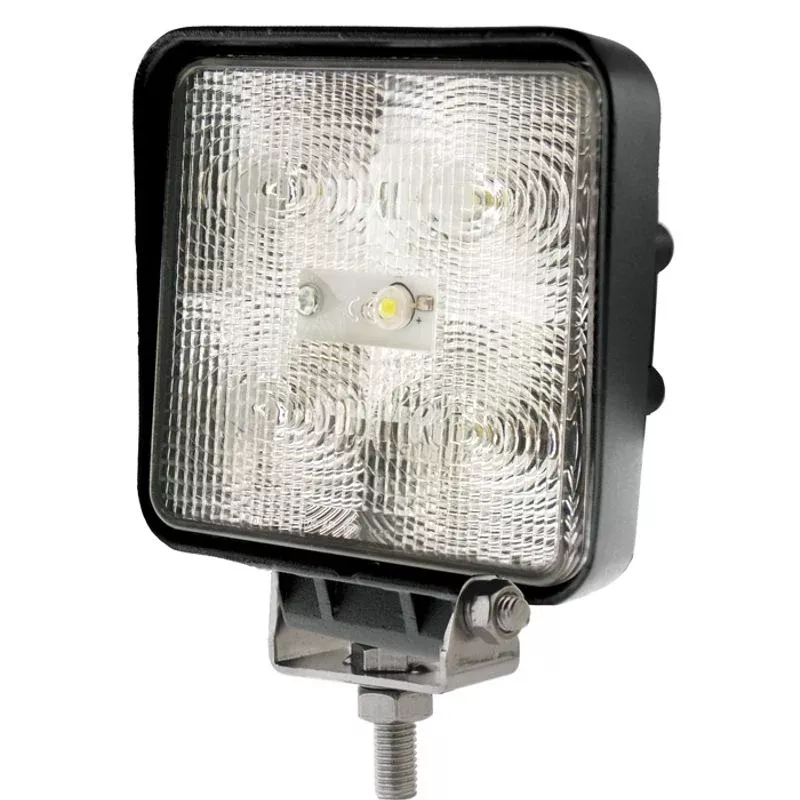 15W LED Work Light 90° Flood Beam 10-36V 800lm IP67