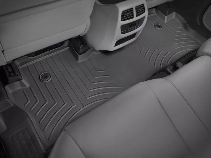2ND ROWFLOOR LINER 16-22 PILOT 8-PASSENGER/19-25 PASSPORT-448392