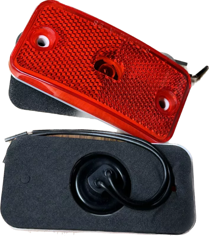 Fleetwood Clearance Light (PAIR) Red E395