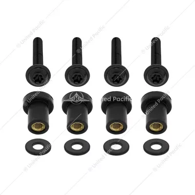 Freightliner Cent 05+ Grill Screw Set