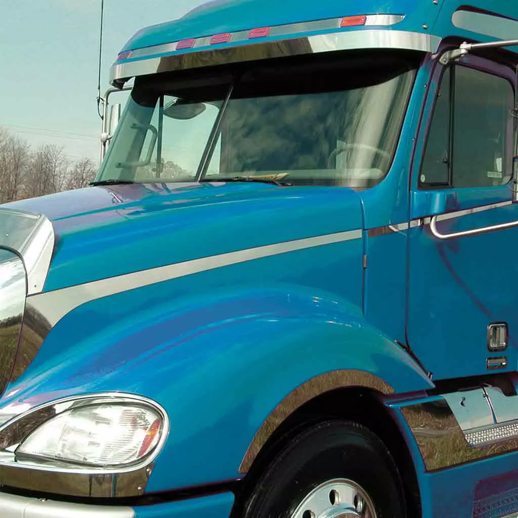 Freightliner Columbia Hood & Cab Trim Kit (All Years)
