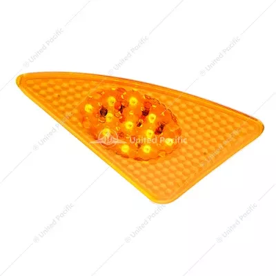 Kenworth T660 Fender Signal Light DriverAmber / Amber