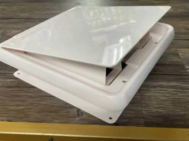 White Plastic Cargo Side Wall Opening Vent FT-VT-20